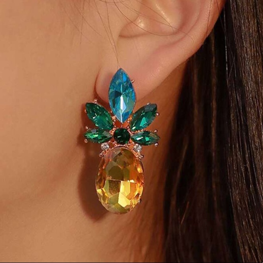 Pineapple Design Rhinestone Earrings - image 4